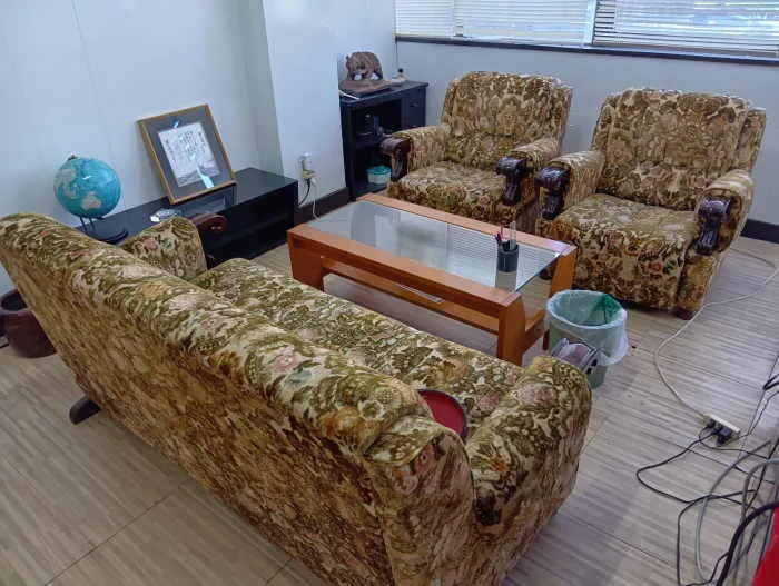 探偵社ガルエージェンシー三重の相談室２